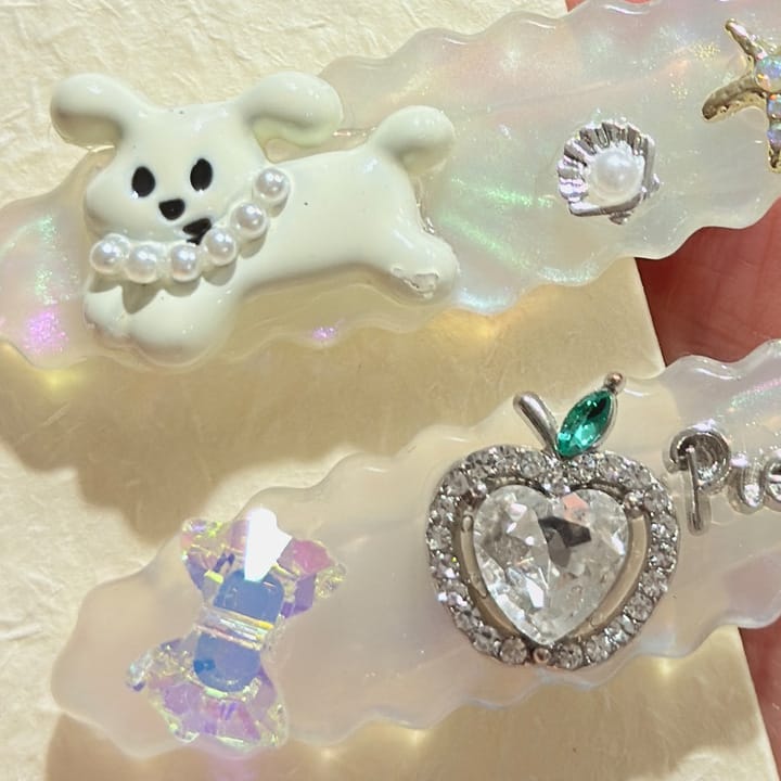 Small White Dog Hair Clip | NueShiny