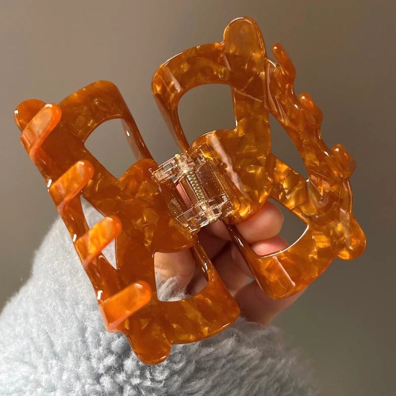 Medium Fun Pretzel Hair Claw Clips丨NueShiny