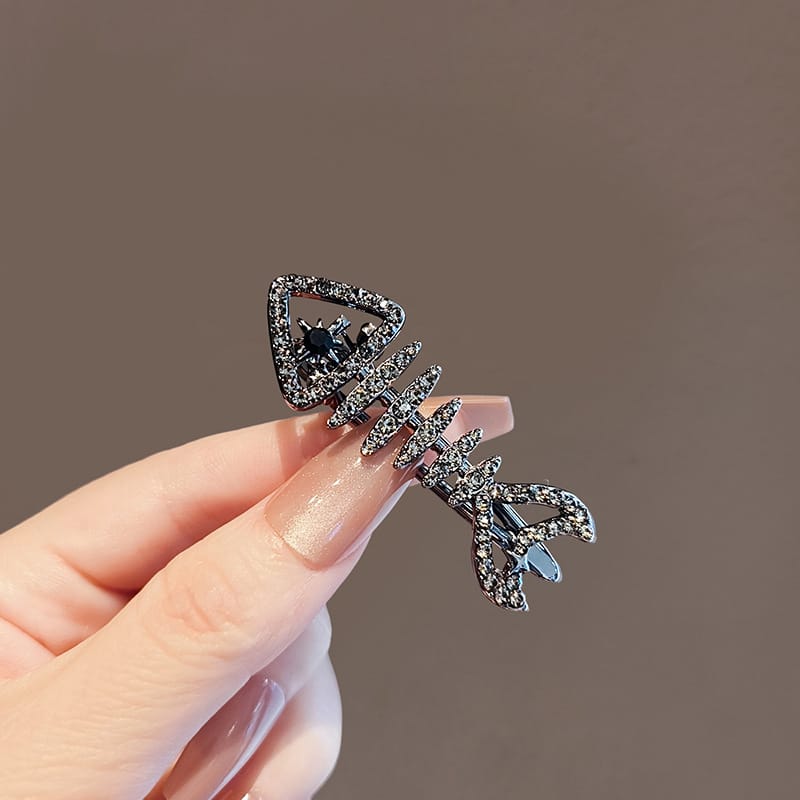 Mini Black Fishbone Hair Claw Clip NueShiny