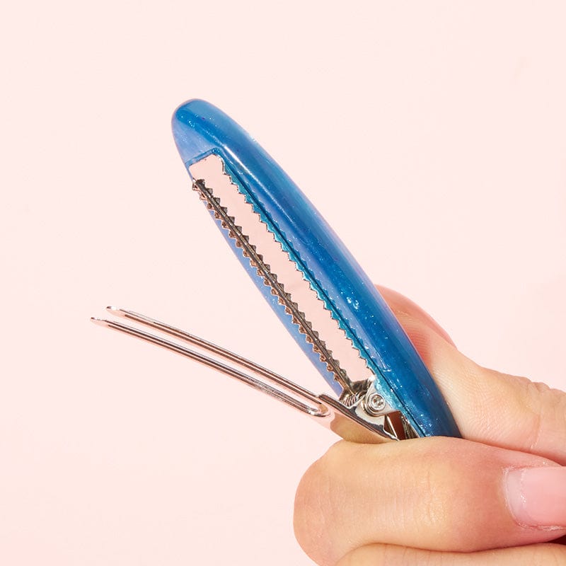 Small Galaxy Dolphin Hair Clip | NueShiny & MÃO TÓU DÀN SHÌ YĨNG