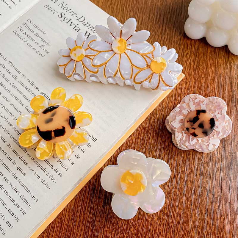 Medium Daisy Hair Claw Clips丨NueShiny