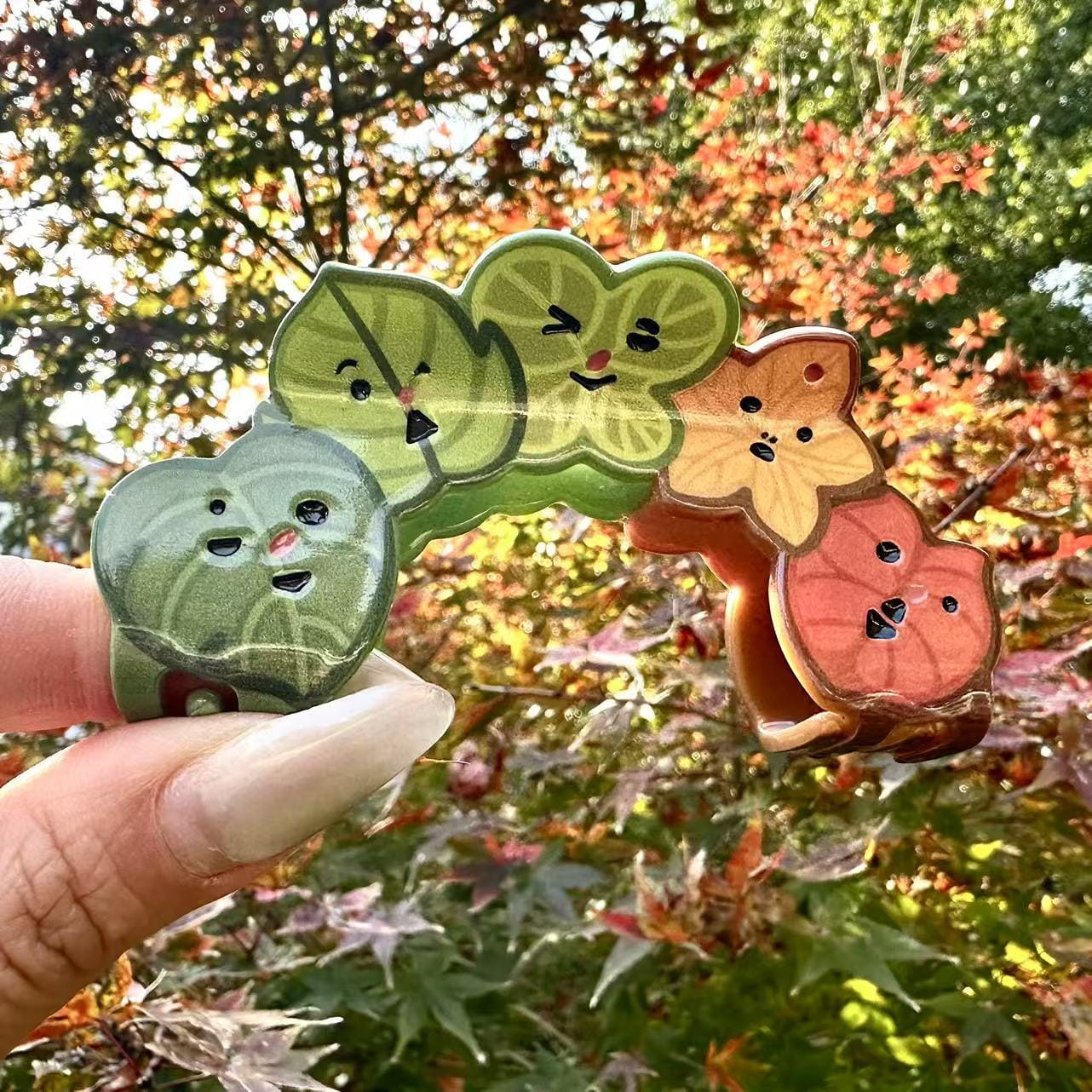 Green Korok Hair Claw Clips | NueShiny