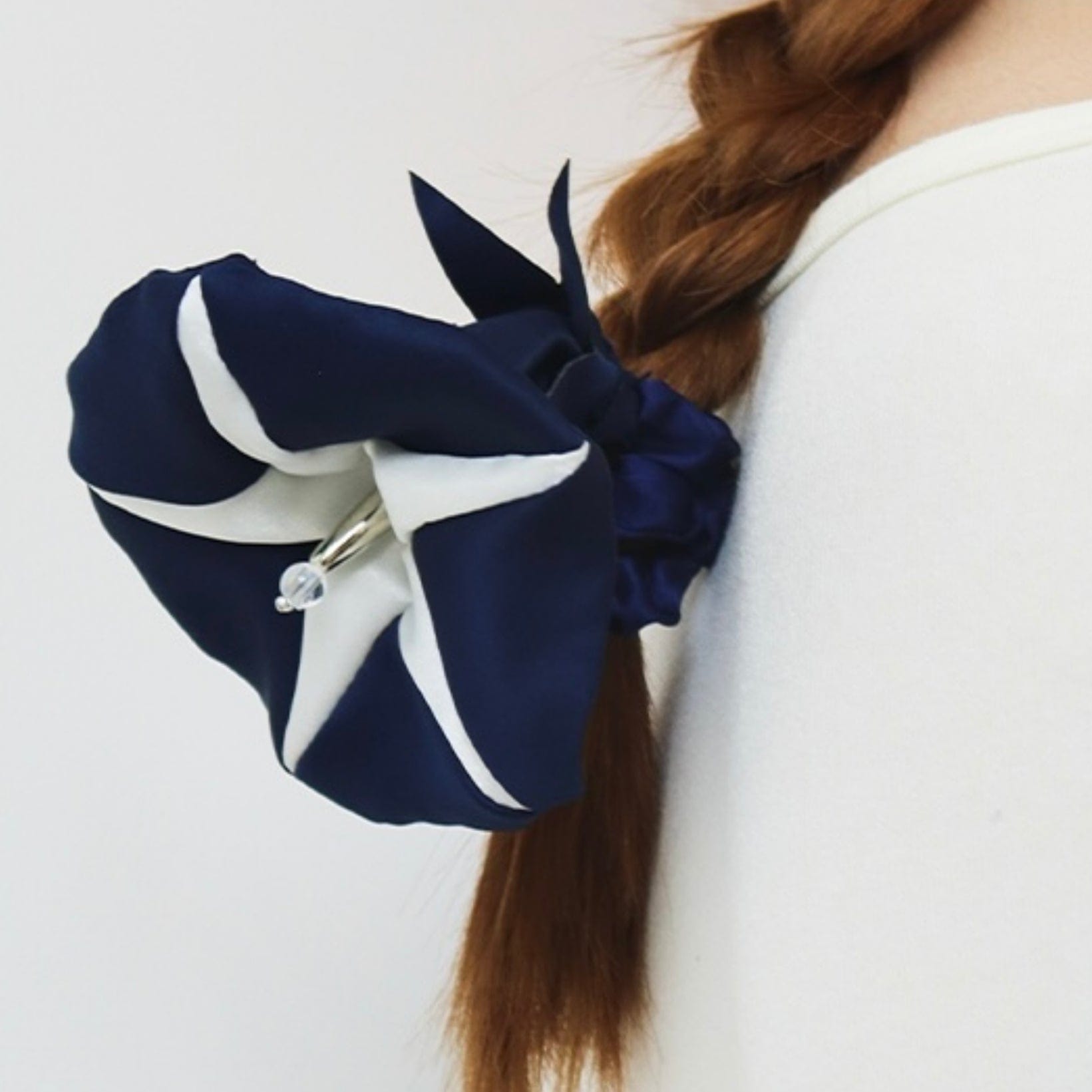 Morning Glory Hair Scrunchies | NueShiny& sorgenti
