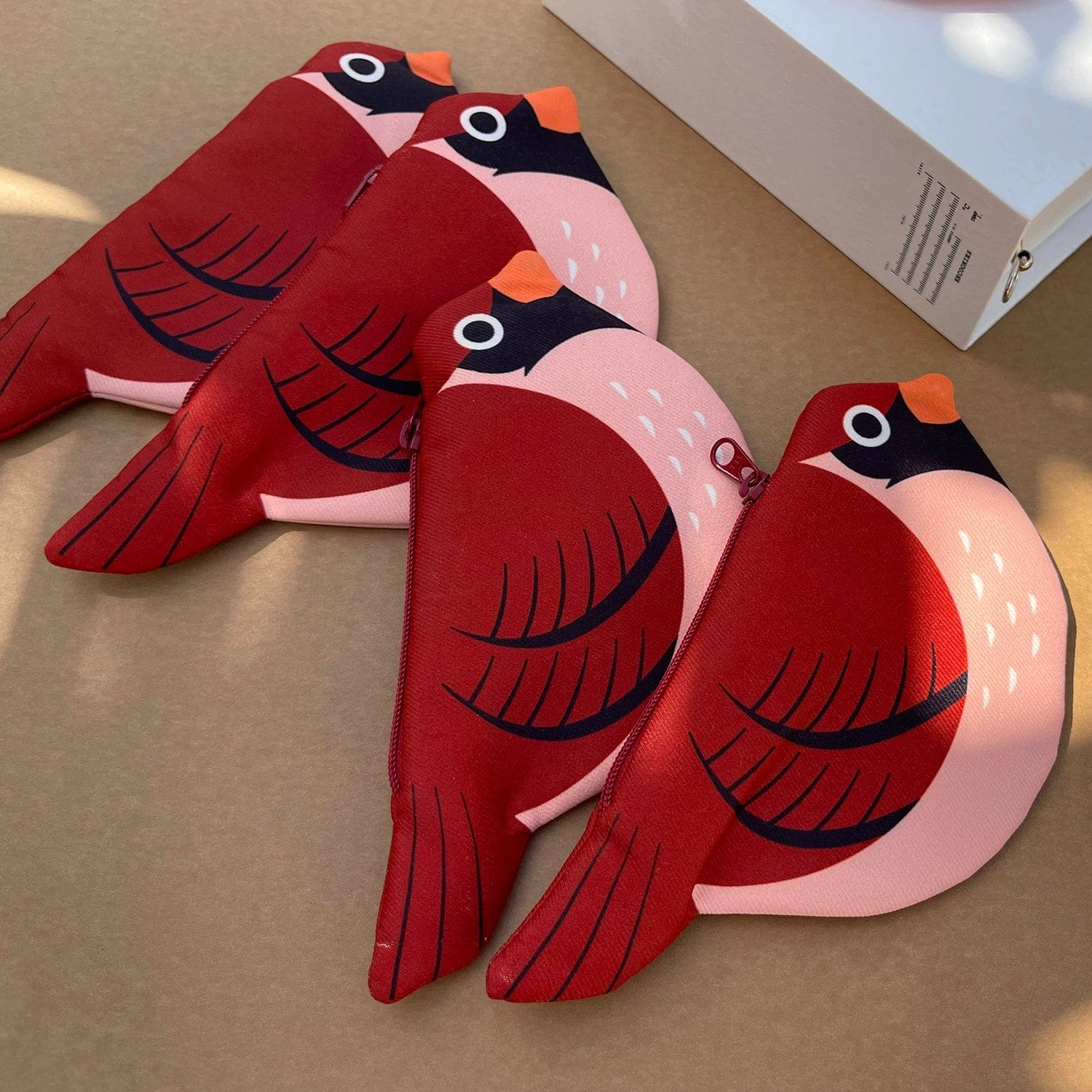 Crimson Finch Zipper Coin Purse | NueShiny&PIPIZU