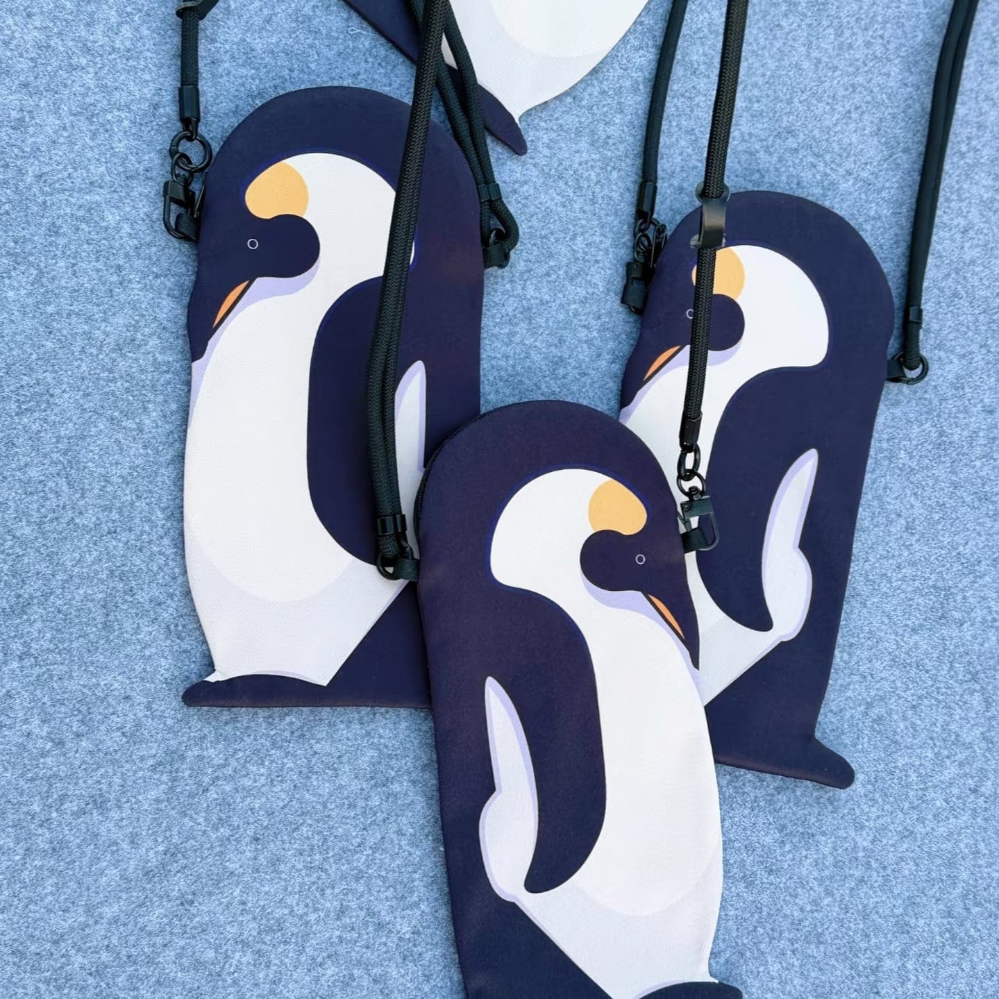 Emperor Penguin Crossbody Bag | NueShiny & PIPIZU