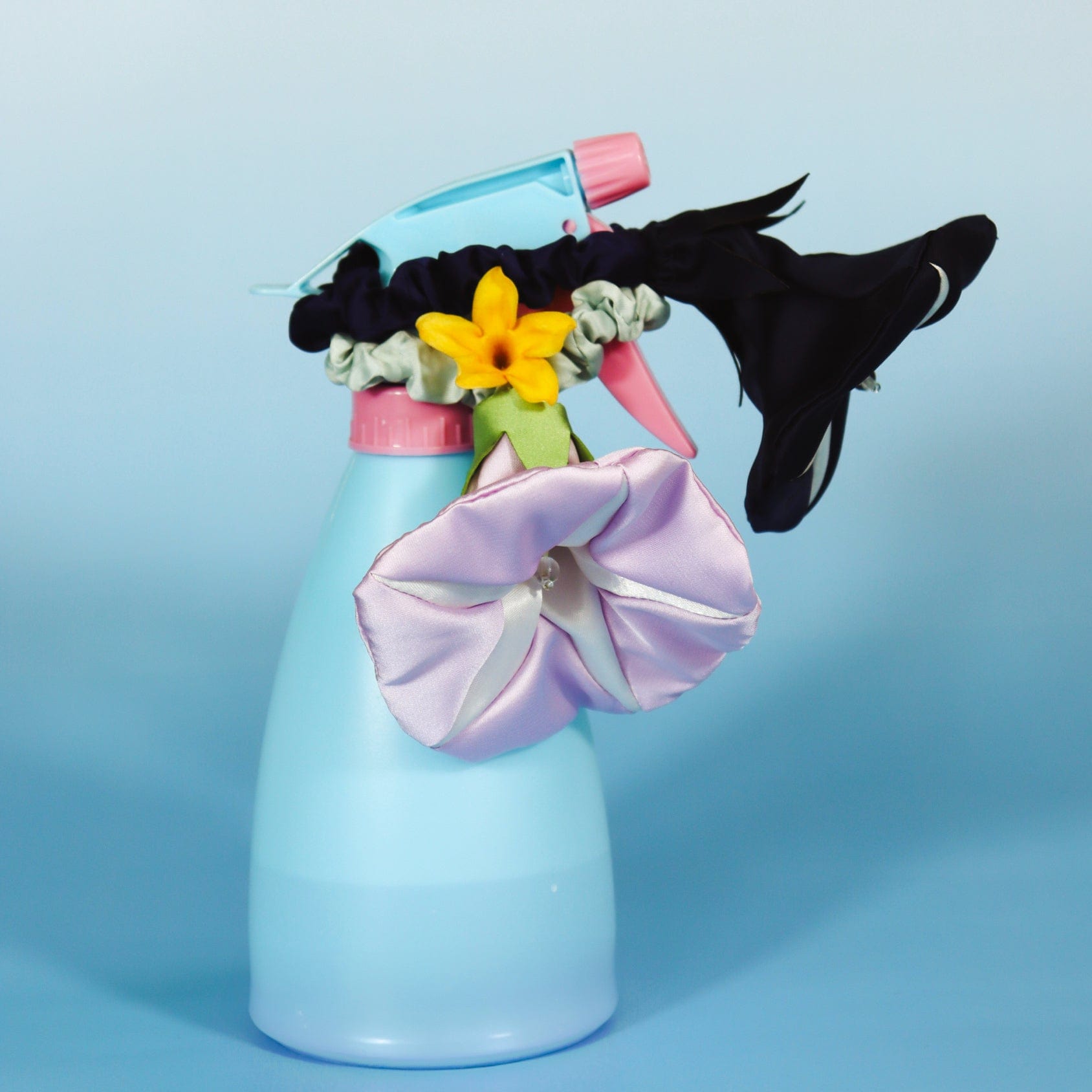 Morning Glory Hair Scrunchies | NueShiny& sorgenti
