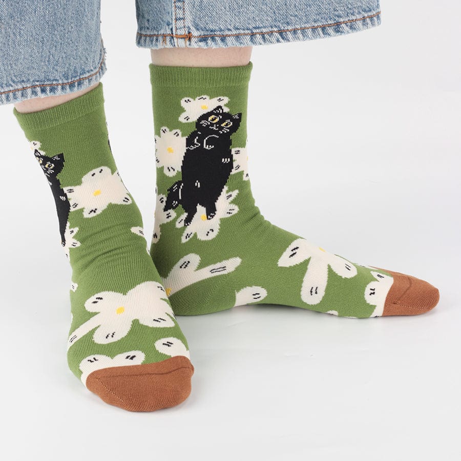 One Pair Of  Light Grass Green Floral Cat Socks | NueShiny