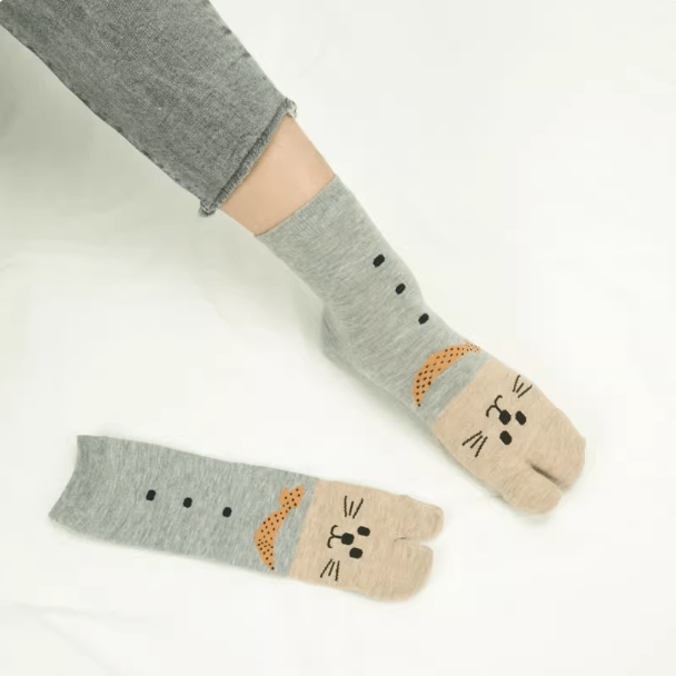 Three Pairs of Light Gray Cat Two-Toe Socks | NueShiny