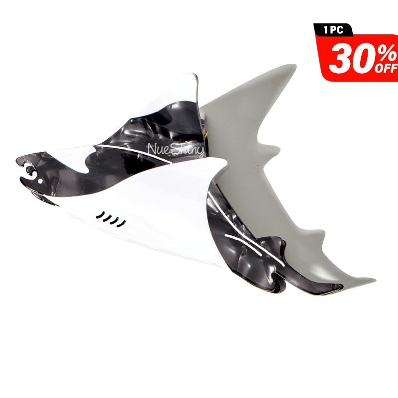 Jumbo Black Manta Ray Hair Claw Clips | NueShiny