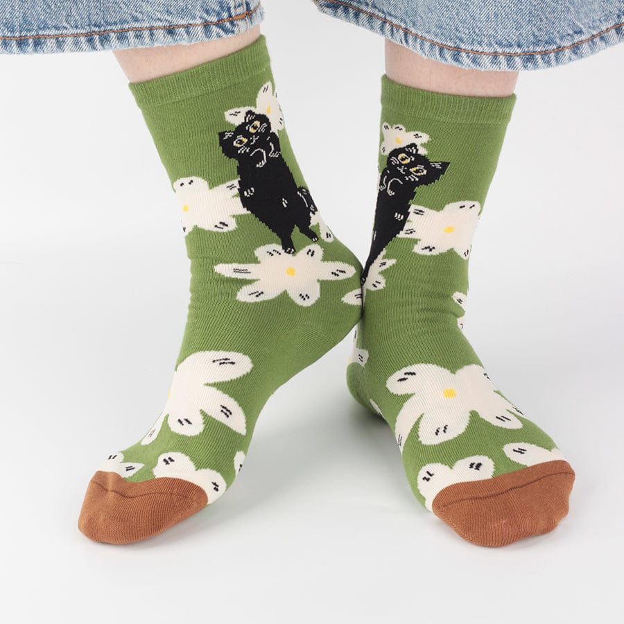 One Pair Of  Light Grass Green Floral Cat Socks | NueShiny