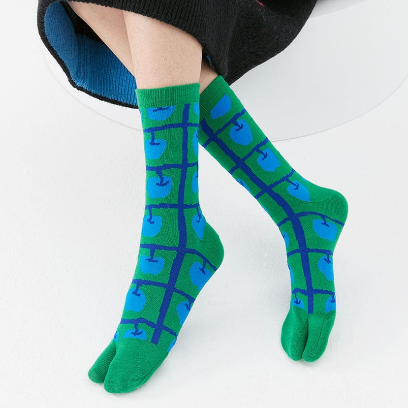 One Pair Of Vintage Apple Tree Pattern Ankle Socks | NueShiny