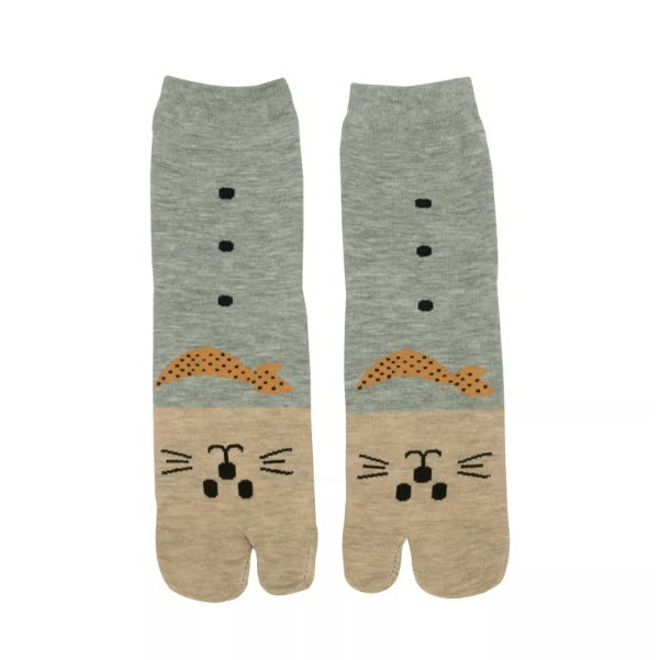 Three Pairs of Light Gray Cat Two-Toe Socks | NueShiny
