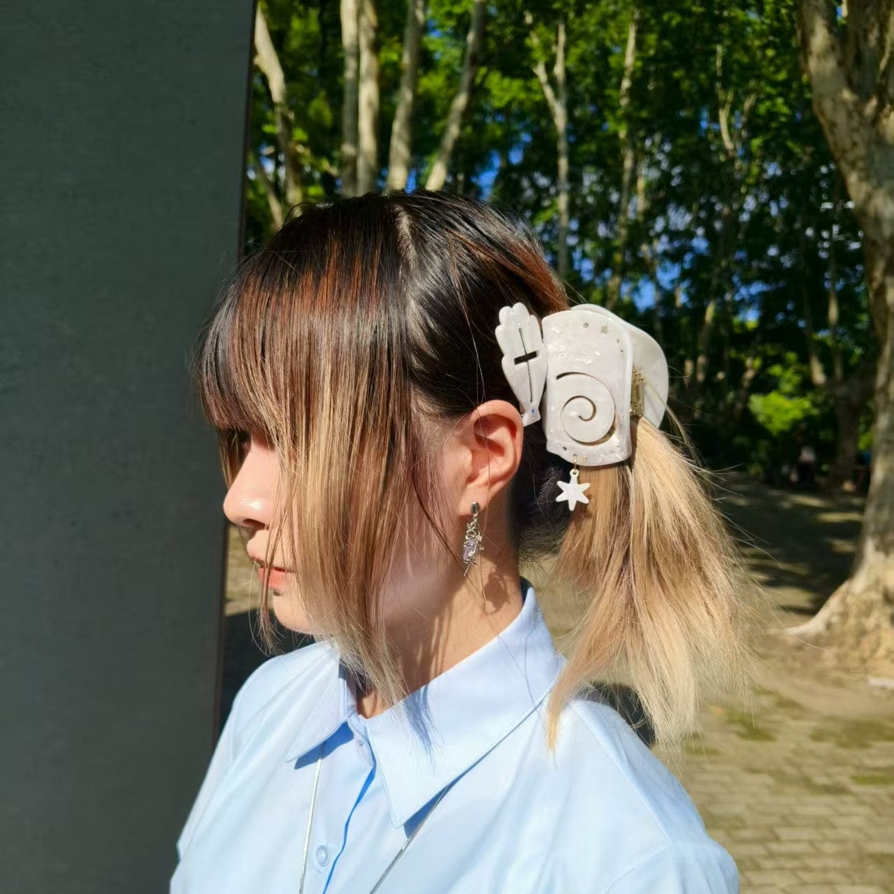 Medium Shell Color Shell Hair Claw Clips | NueShiny & Be warm  in