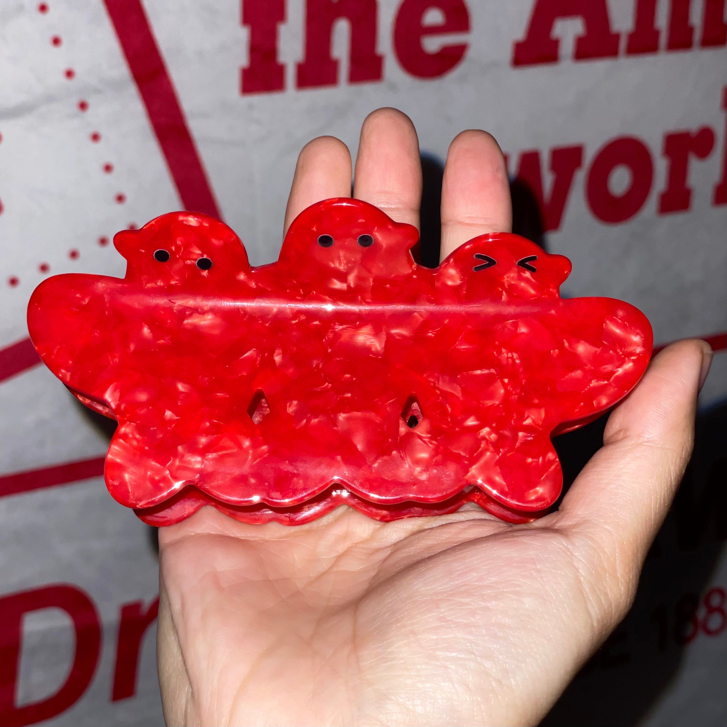 Large Red Familiar Hair Claw Clips | NueShiny