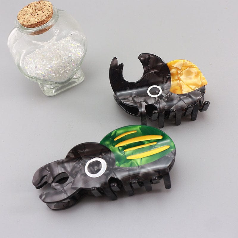 Medium Green Coleoptera Hair Claw NueShiny
