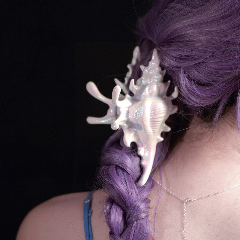 Mermaid Pearlescent White Conch Hair Claw | NueShiny&BurningMoon