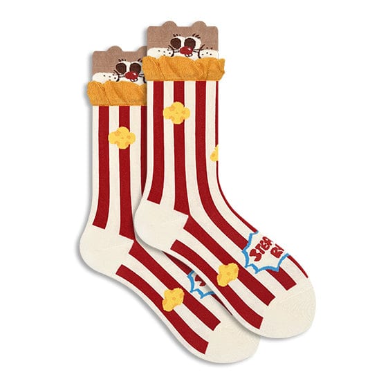 One Pair Of White-And-Red Vertical Stripe Socks | NueShiny