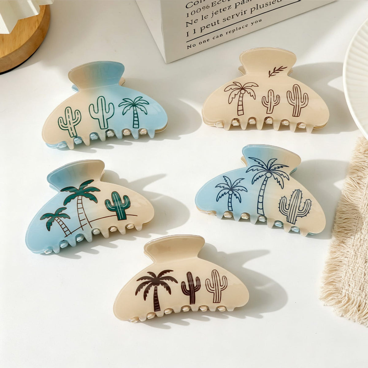 Tropical Palm Tree & Cactus Hair Clip - Mint Green PVC Hair Claw for Women & Girls  NueShiny