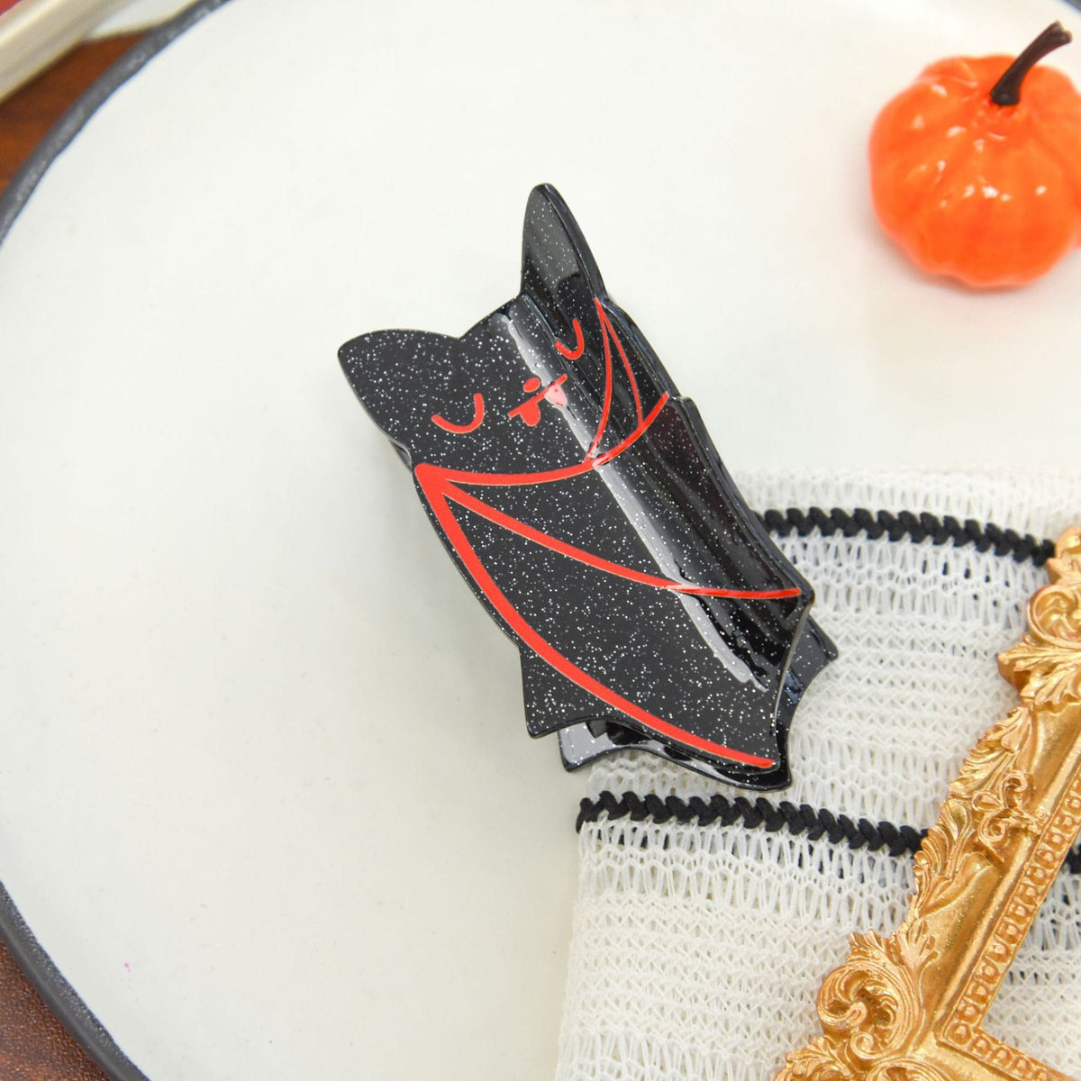 Halloween Bat Hair Claw Clip - Black & Red Glitter Acrylic Hair Clip for Women  NueShiny