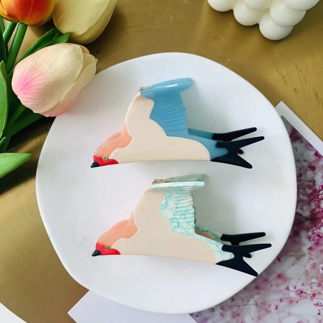 Medium Stylish Blue Swallow Animal Shaped Hair Claw丨NueShiny